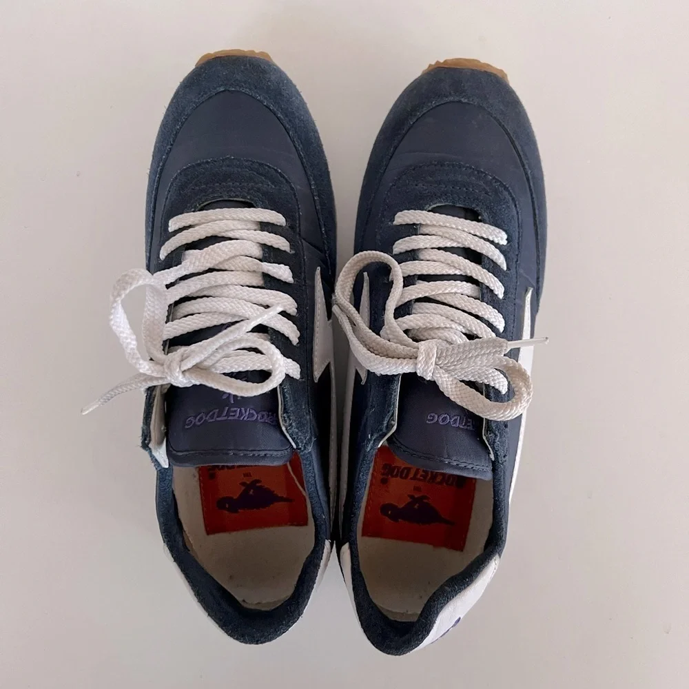 Rocket Dog Women’s Navy/White Suede Leather Athletic Sneakers, 8M